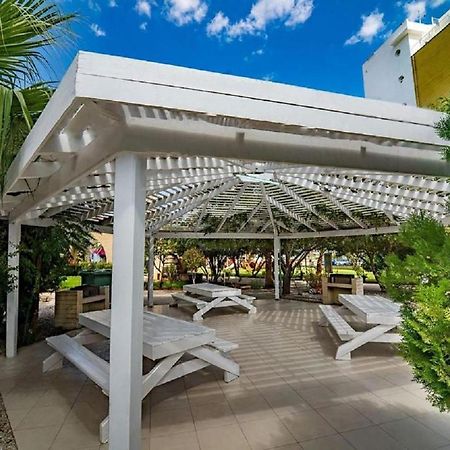 Tiberius Pool Apartments In Caesar Resort & Spa Trikomo Exteriör bild
